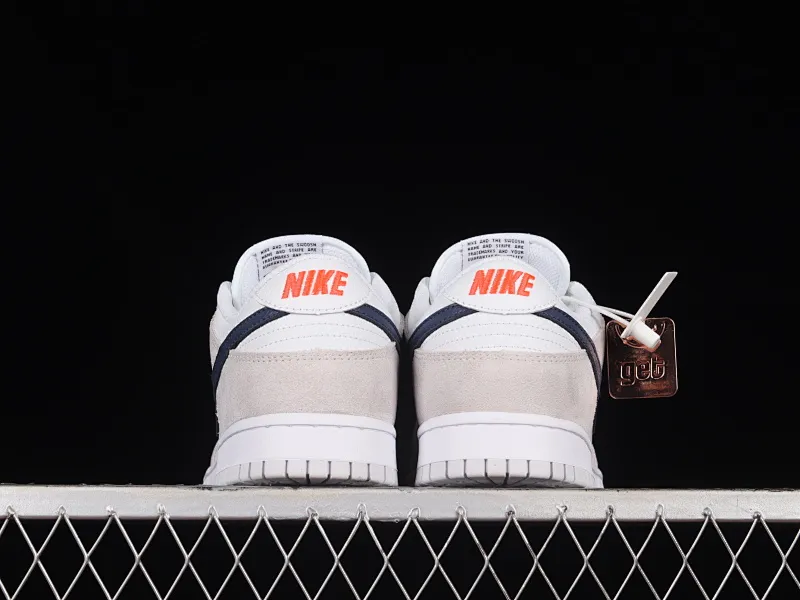 All categories Nk SB Dunk series Nk SB Dunk Low low-top sneakers cost-effective version Nk SB Dunk Low black and white blue SB low-top sports and leisure sneakers FJ4227-001